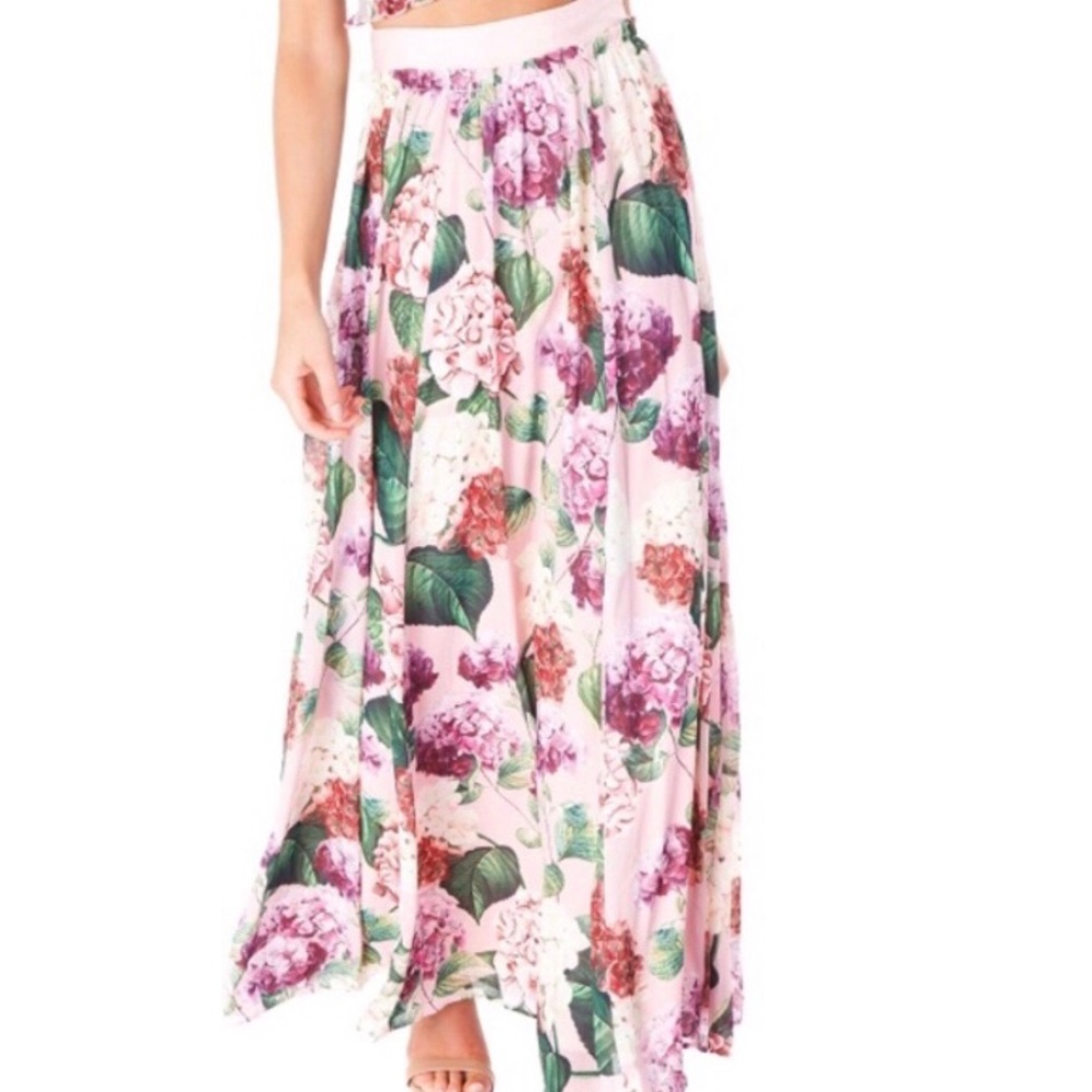 NWT! Misty Maxi Skirt